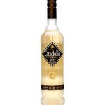 botella de ginebra citadelle reserva en castellana 113 Lounge & Bar